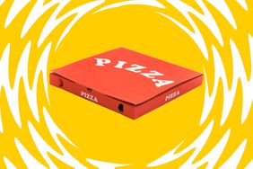 a photo of a pizza box