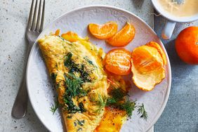 10-Minute Spinach Omelet